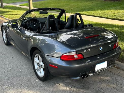 Used 2000 BMW Z3 2.5i RWD image 2