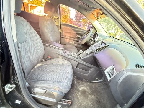 Used 2013 Chevrolet Equinox LS image 2