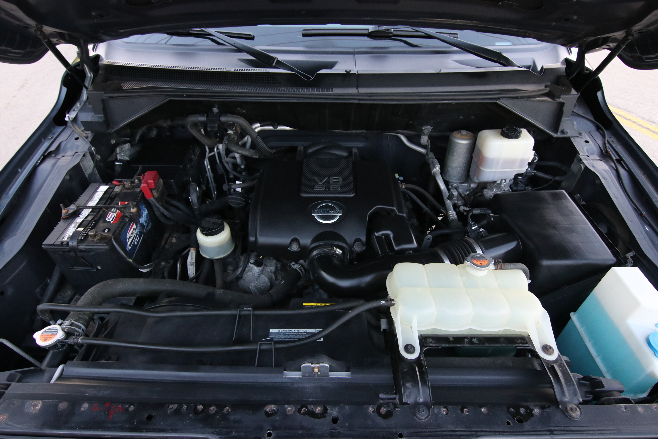 Used 2013 Nissan NV 3500 SL w/ Technology Pkg RWD image 2