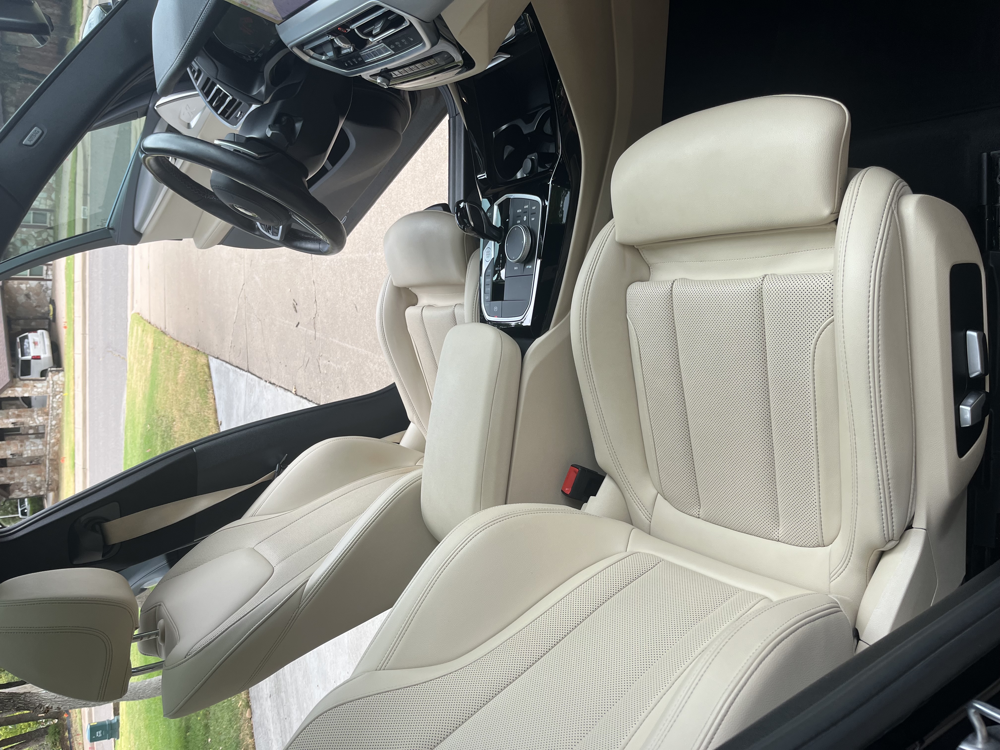 Used 2022 BMW X3 M40i w/ Parking Assistance Package AWD/4WD image 16