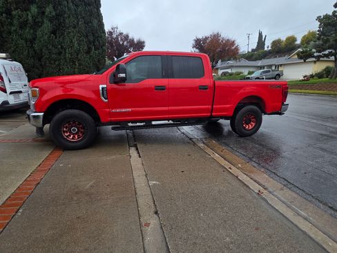 Used 2021 Ford F250 XLT w/ XLT Value Package image 6