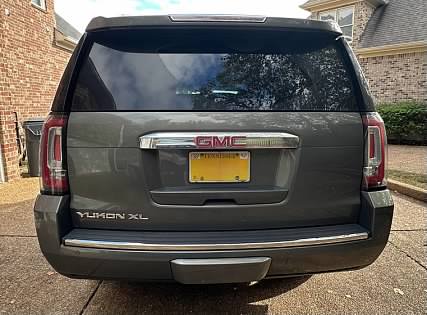 Used 2017 GMC Yukon XL Denali w/ Open Road Package AWD/4WD image 5