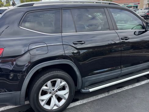 Used 2018 Volkswagen Atlas SE image 6