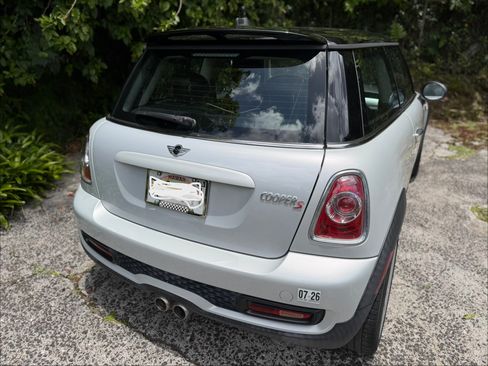 Used 2011 MINI Cooper S FWD image 5