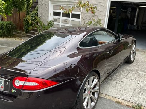 Used 2015 Jaguar XKR R RWD image 4