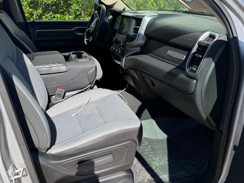 Used 2019 RAM 1500 Big Horn image 5