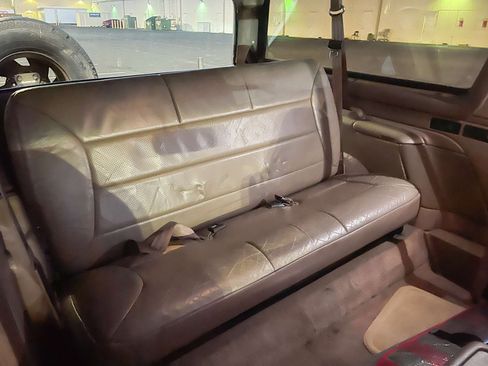 Used 1996 Ford Bronco image 13