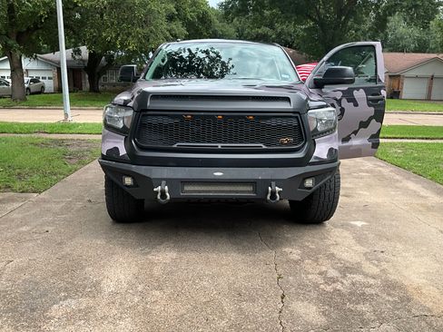 Used 2016 Toyota Tundra SR5 image 11