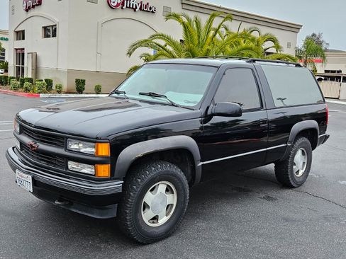 Used 1994 Chevrolet Blazer 4WD image 1