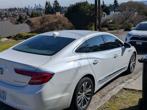 Used 2017 Buick LaCrosse Preferred image 13