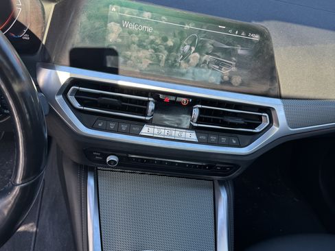 Used 2021 BMW 440i xDrive Coupe w/ Premium Package image 8