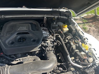 Used 2018 Jeep Wrangler Unlimited Sahara AWD/4WD image 29