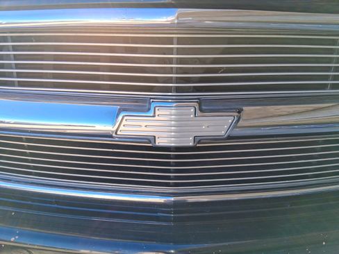 Used 1996 Chevrolet Tahoe 4WD 2-Door image 13