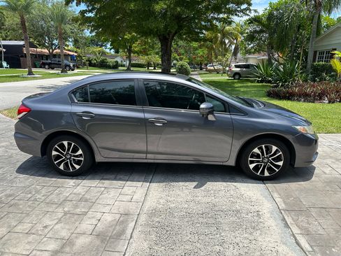 Used 2015 Honda Civic EX image 8