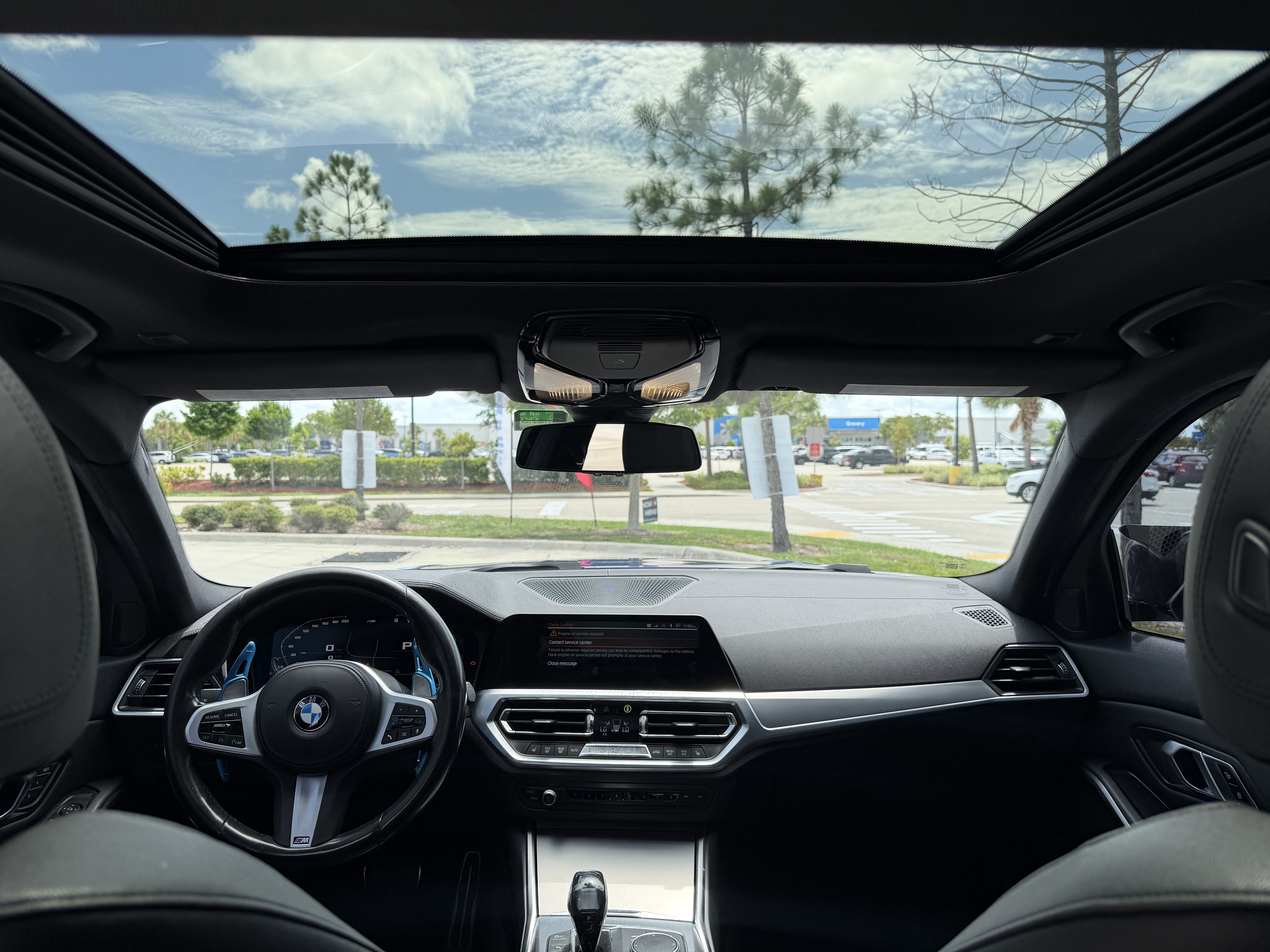 Used 2019 BMW 330i Sedan w/ M Sport Package RWD image 2