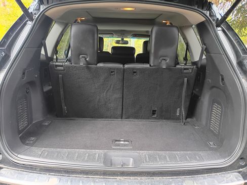 Used 2014 Nissan Pathfinder Platinum w/ Platinum Premium Package image 8