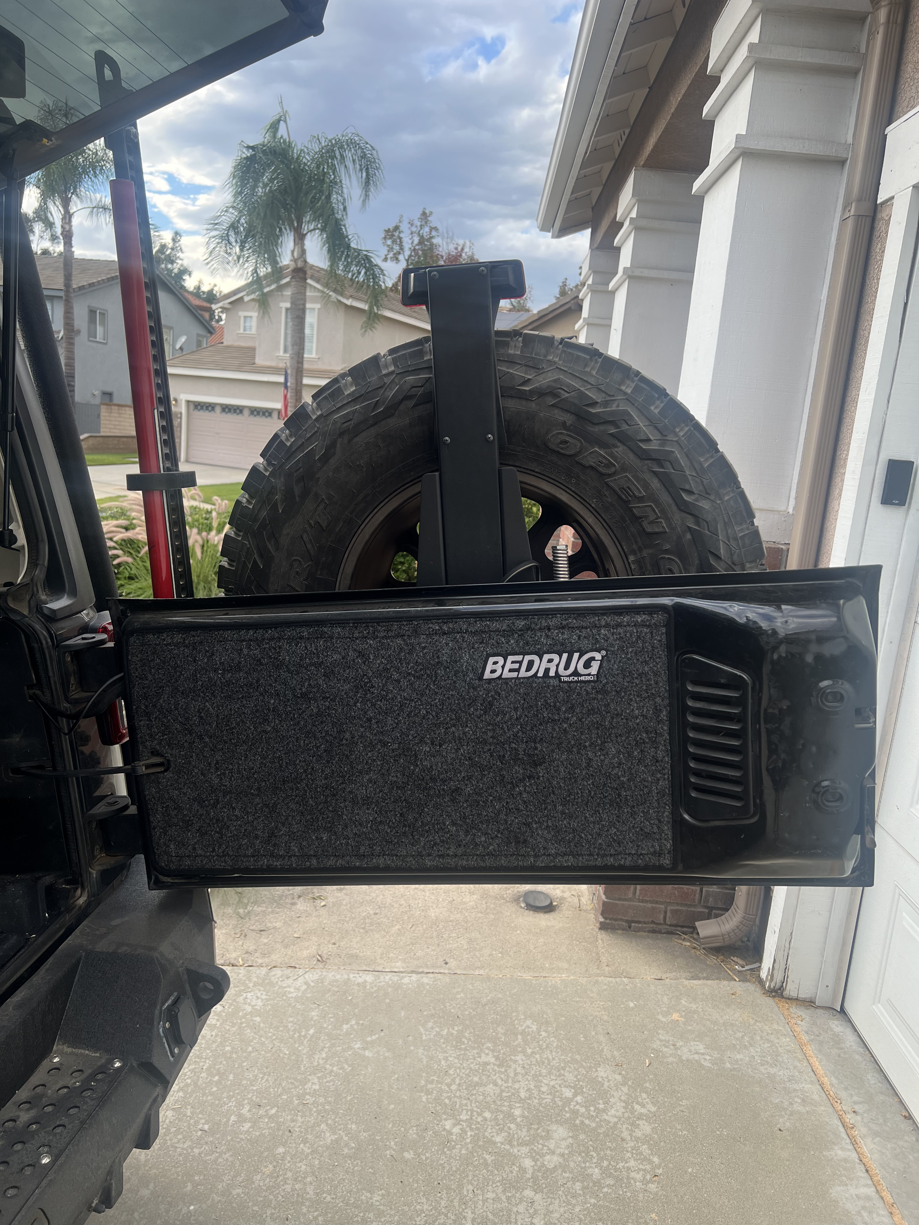 Used 2012 Jeep Wrangler Unlimited Sport AWD/4WD image 14