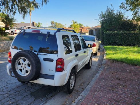 Used 2003 Jeep Liberty Limited image 4