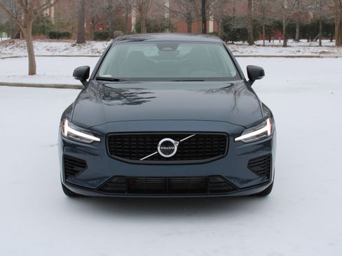 Used 2024 Volvo S60 T8 Plus w/ Protection Package Premier image 4