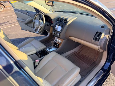 Used 2007 Nissan Altima 3.5 SE w/ Technology Pkg image 20