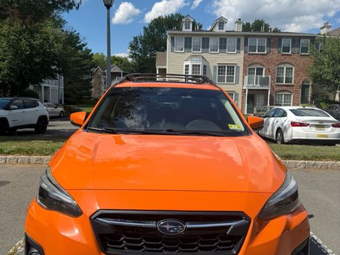 Used 2019 Subaru Crosstrek 2.0i Limited w/ Moonroof Package w/Navigation AWD/4WD image 2