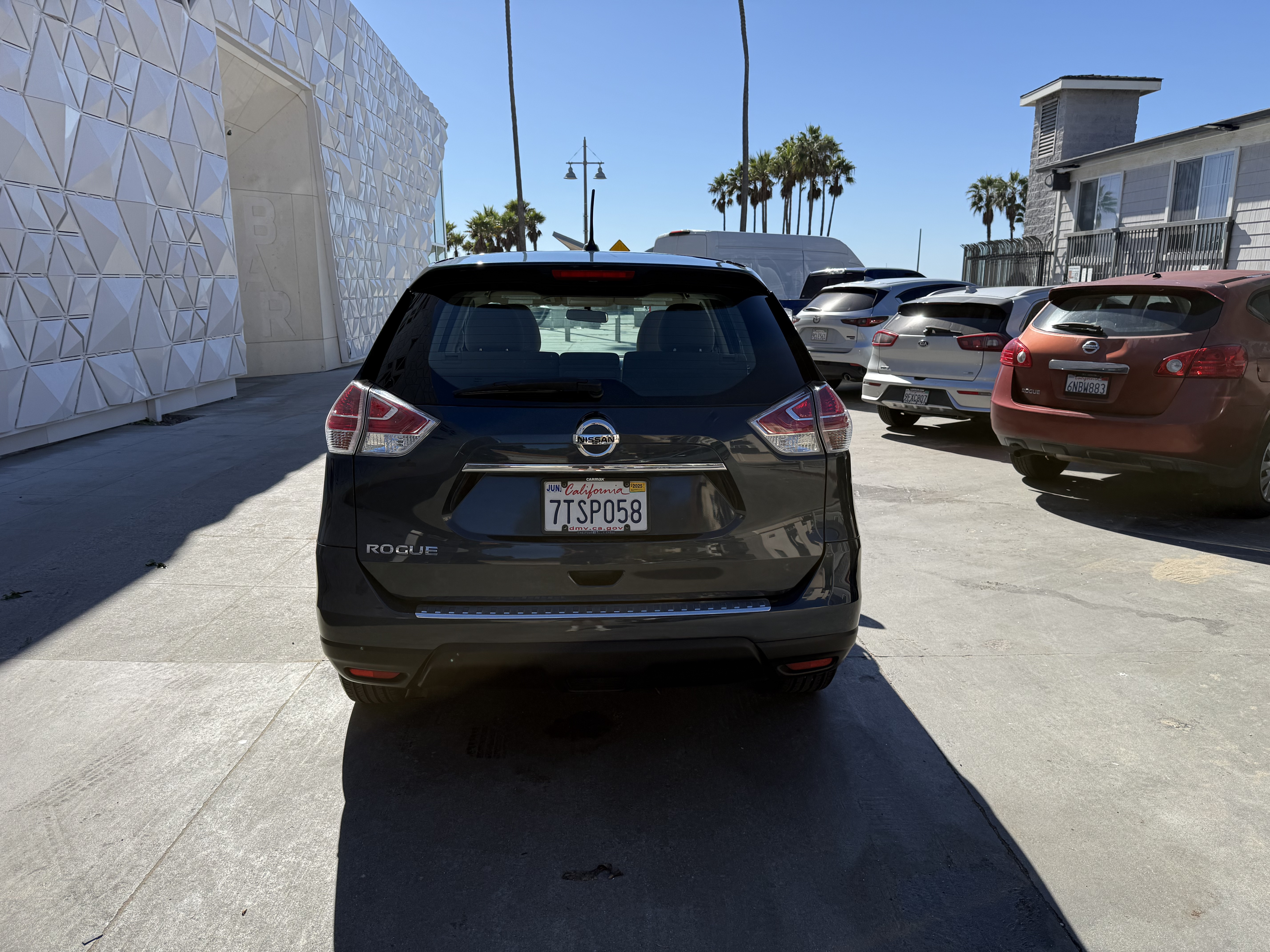 Used 2016 Nissan Rogue S FWD image 8