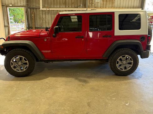 Used 2008 Jeep Wrangler Unlimited Rubicon w/ PWR Convenience Group image 2