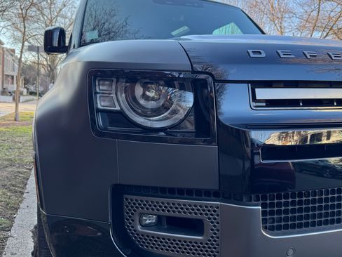 Used 2022 Land Rover Defender 90 Carpathian Edition image 5