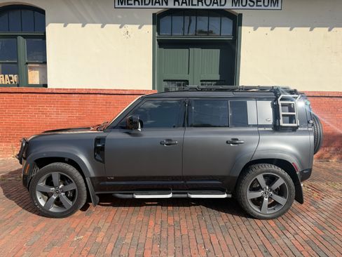 Used 2023 Land Rover Defender 110 Carpathian Edition AWD/4WD image 2