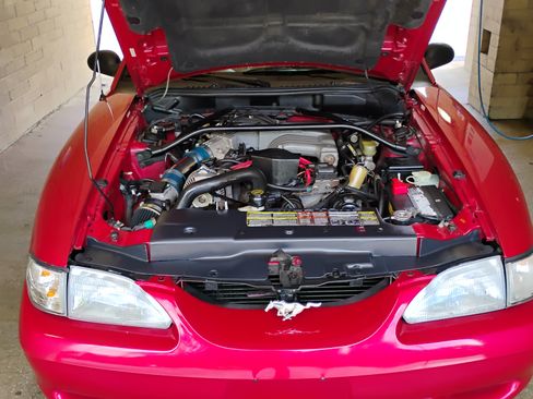 Used 1994 Ford Mustang GT RWD image 12