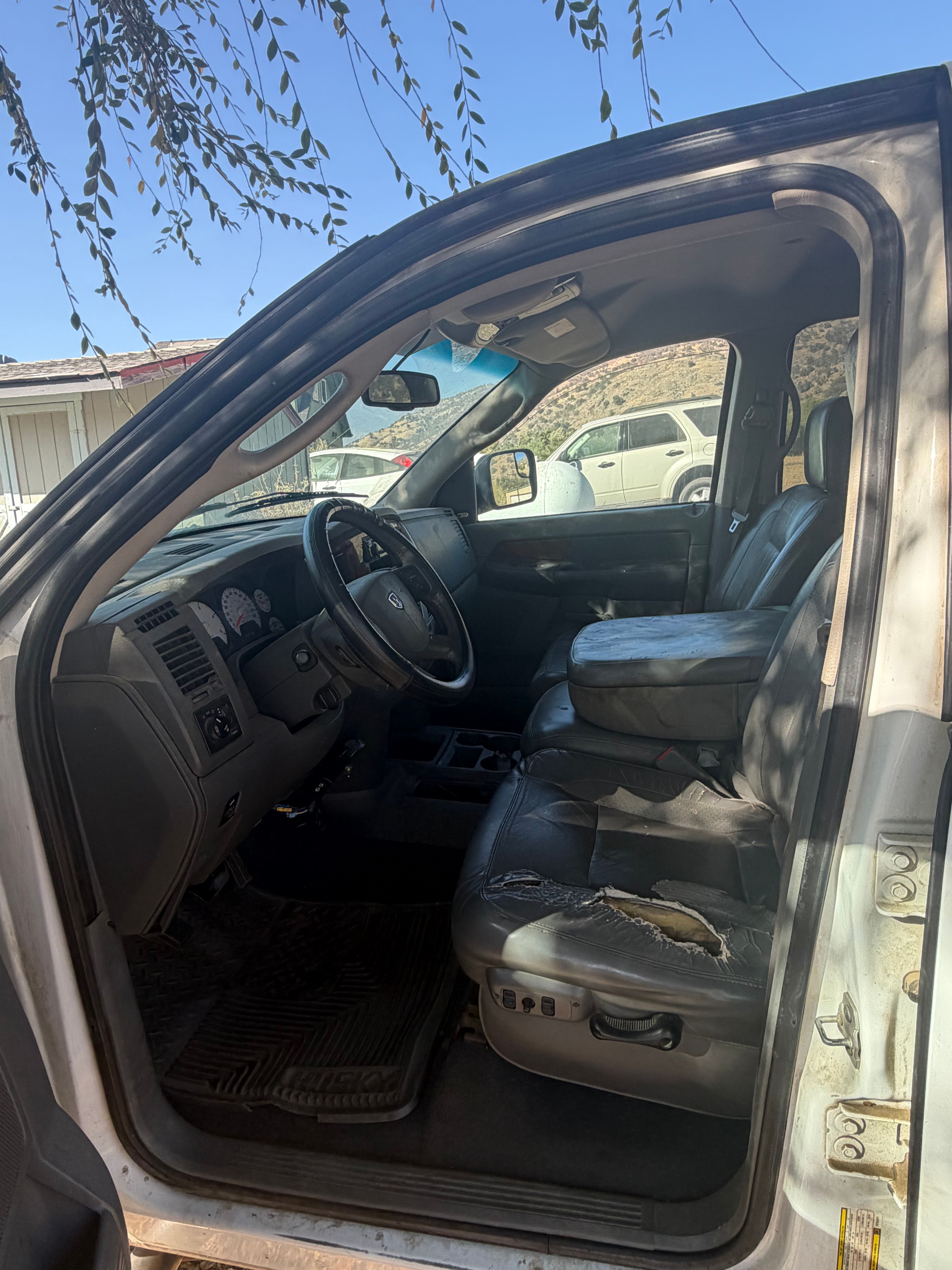 Used 2007 Dodge Ram 2500 Truck 4x4 Mega Cab image 5