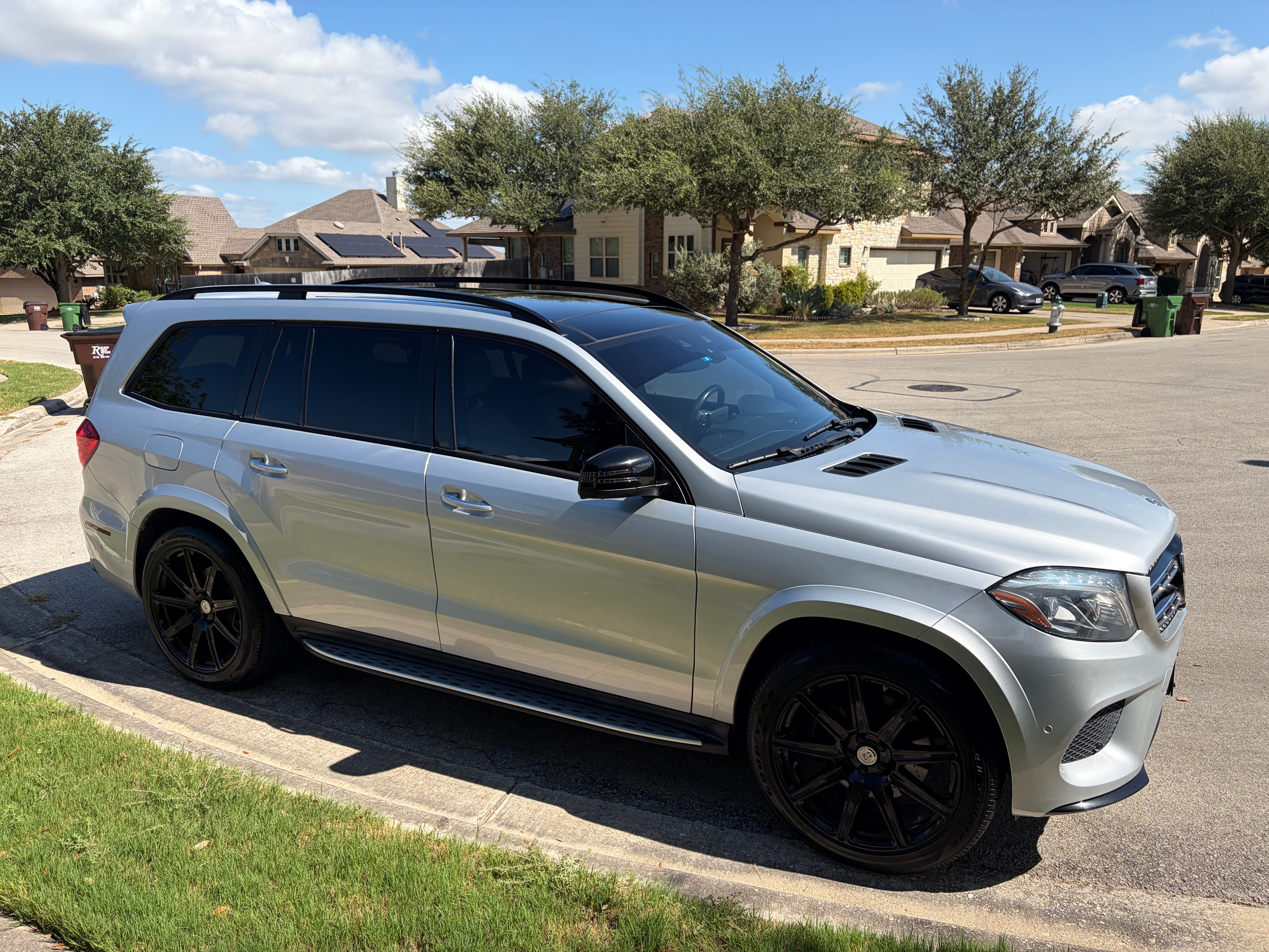 Used 2017 Mercedes-Benz GLS 550 4MATIC image 11