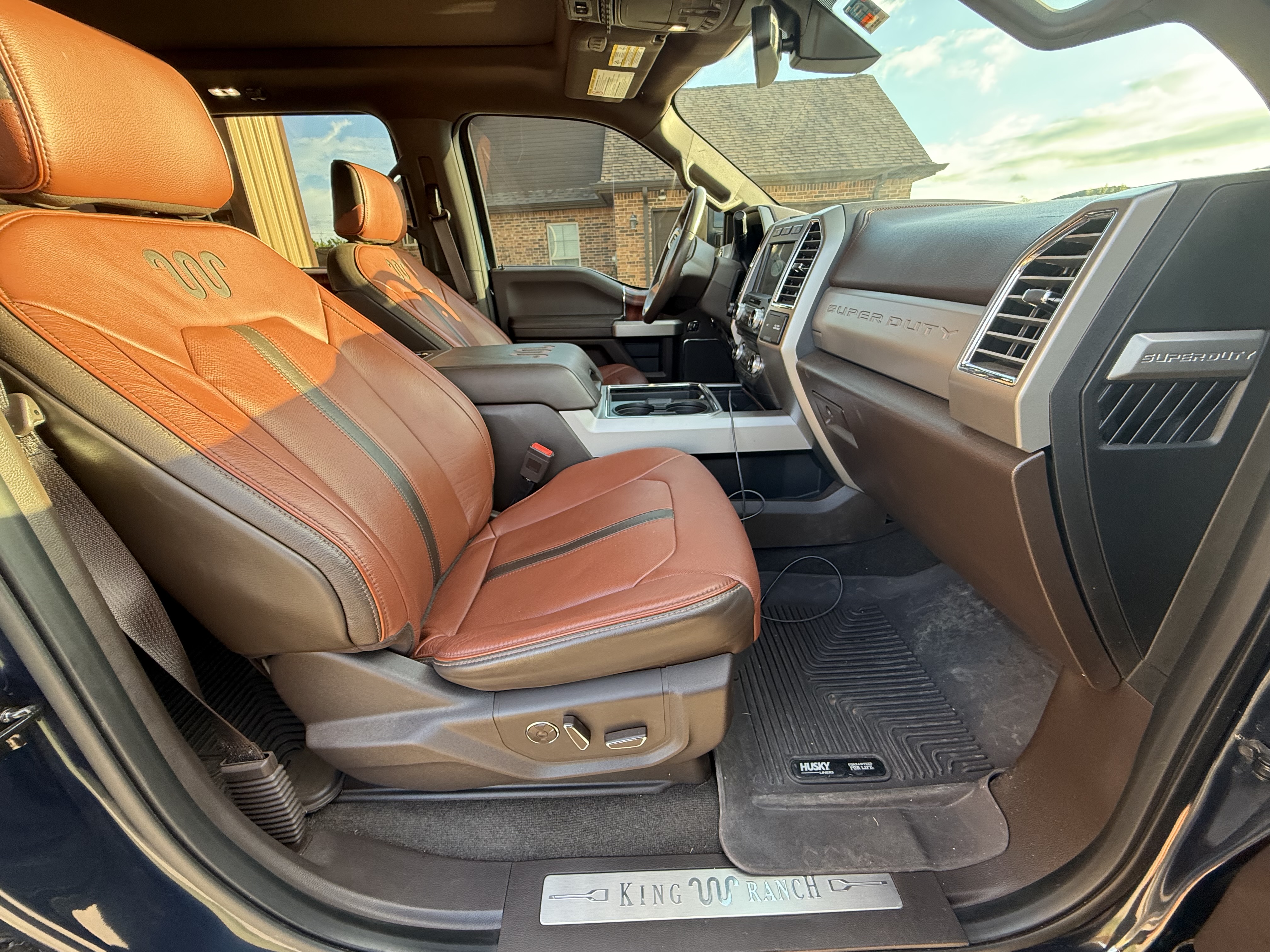 Used 2018 Ford F250 King Ranch w/ King Ranch Ultimate Package AWD/4WD image 13