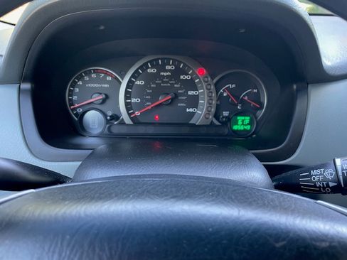 Used 2005 Honda Pilot EX image 15