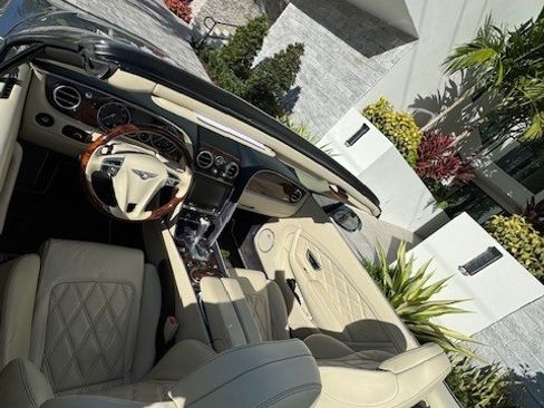 Used 2015 Bentley Continental GT Speed image 12