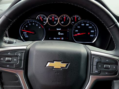 Used 2023 Chevrolet Suburban LS image 10