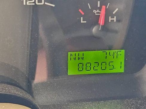 Used 2008 Ford F150 XLT image 14