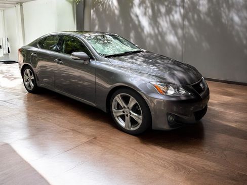 Used 2012 Lexus IS 250 image 2