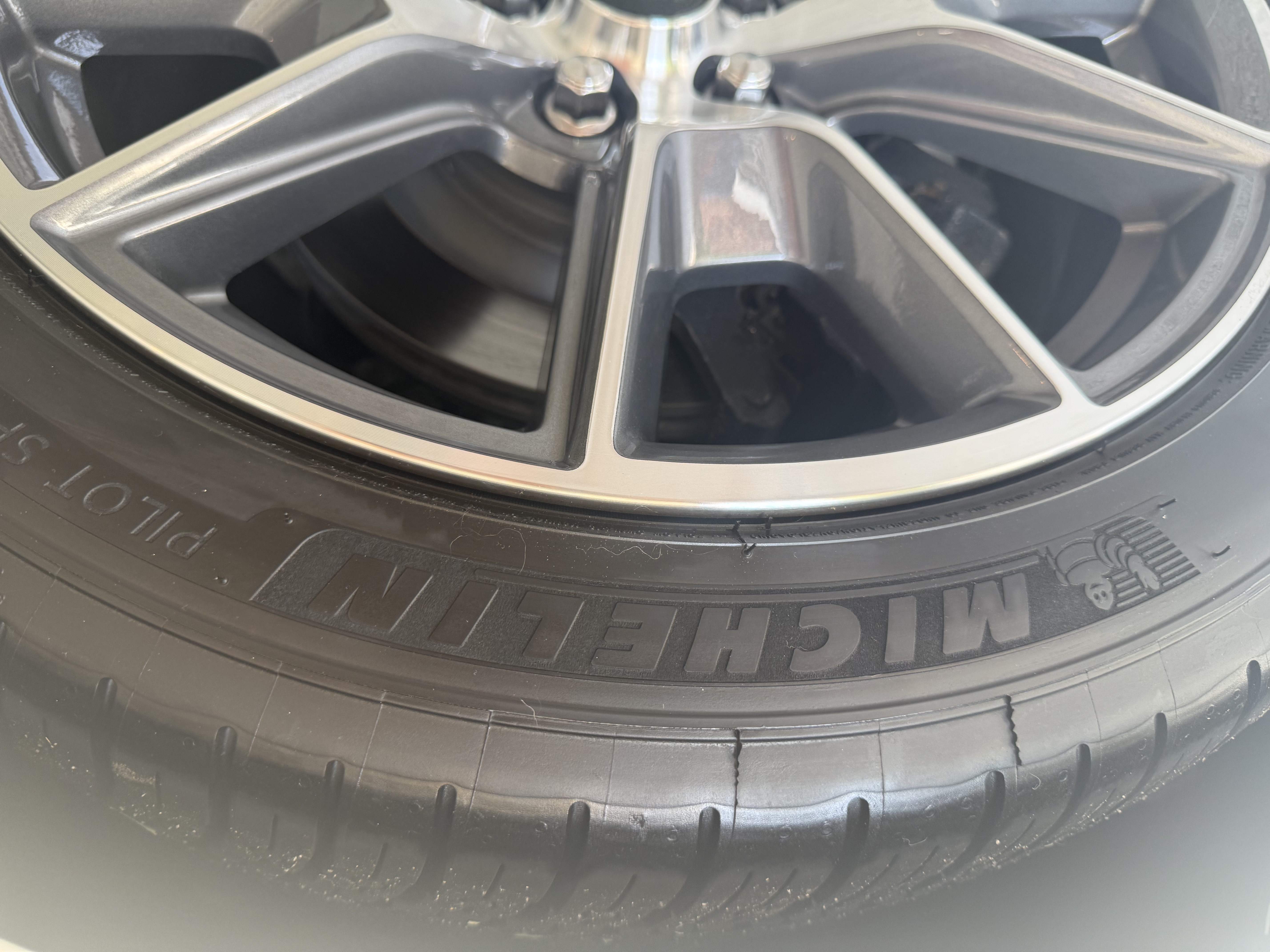 Used 2015 Ford Mustang 50 Years RWD image 10