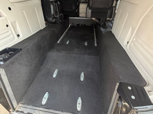 Used 2020 Dodge Grand Caravan SXT image 16