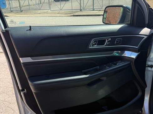 Used 2016 Ford Explorer Sport w/ Equipment Group 401A image 8