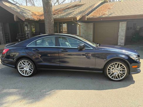 Used 2013 Mercedes-Benz CLS 550 image 4