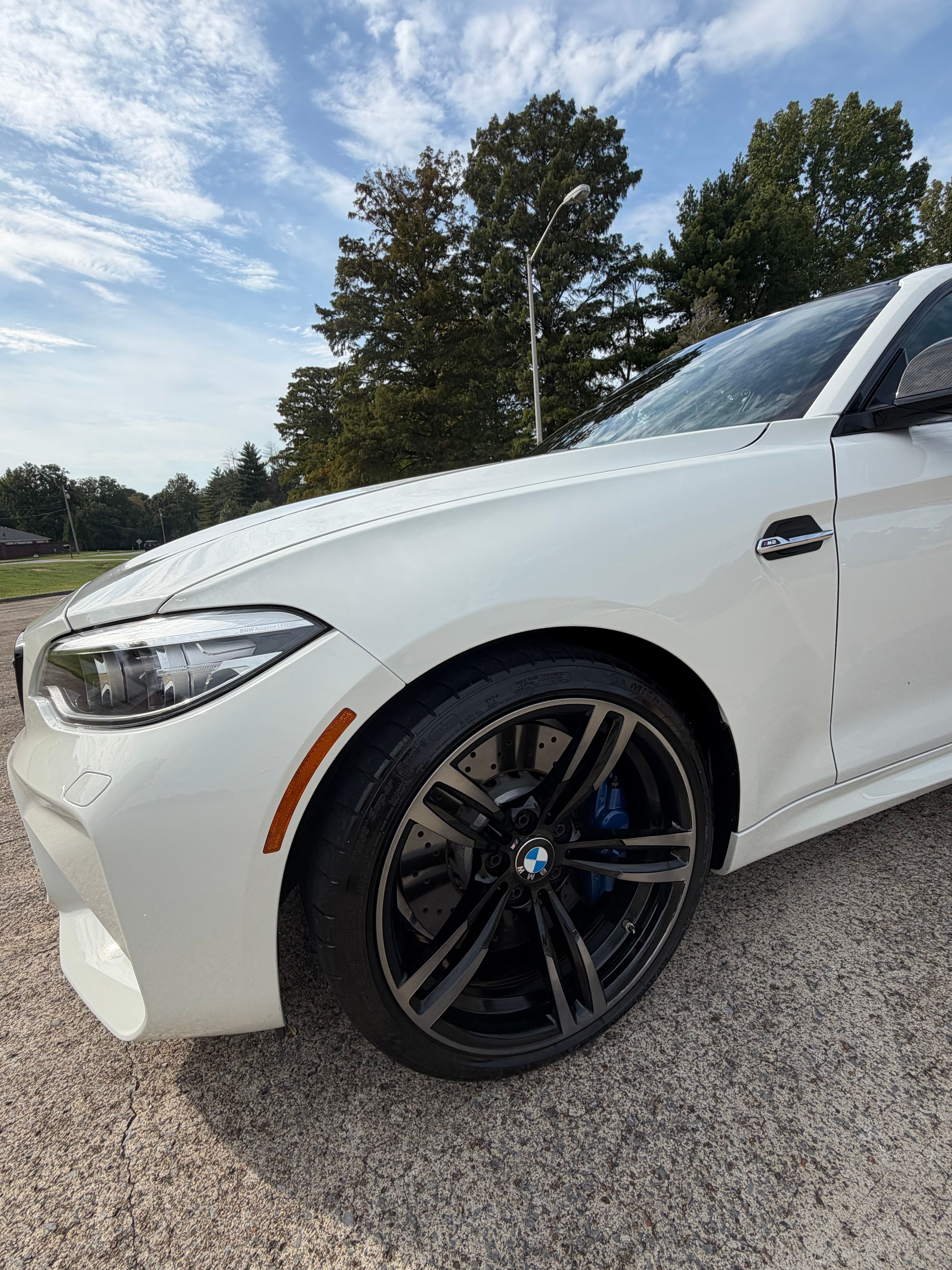 Used 2018 BMW M2 RWD image 2