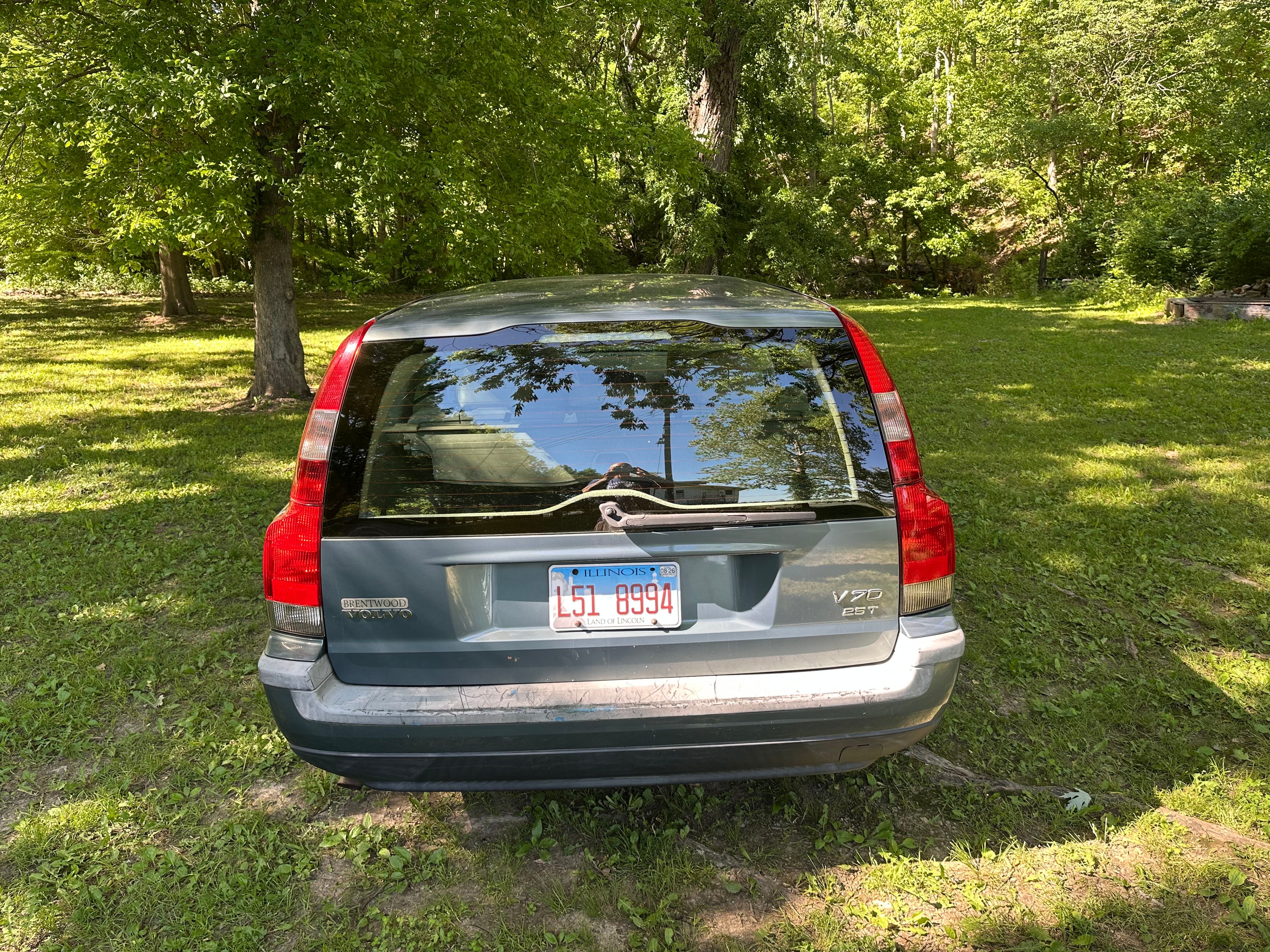Used 2004 Volvo V70 2.5T FWD image 5