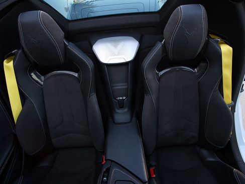 Used 2024 Chevrolet Corvette Stingray Convertible 2D w/ Z51 Performance Package image 15