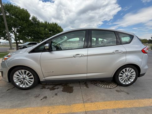 Used 2018 Ford C-MAX SE FWD image 20