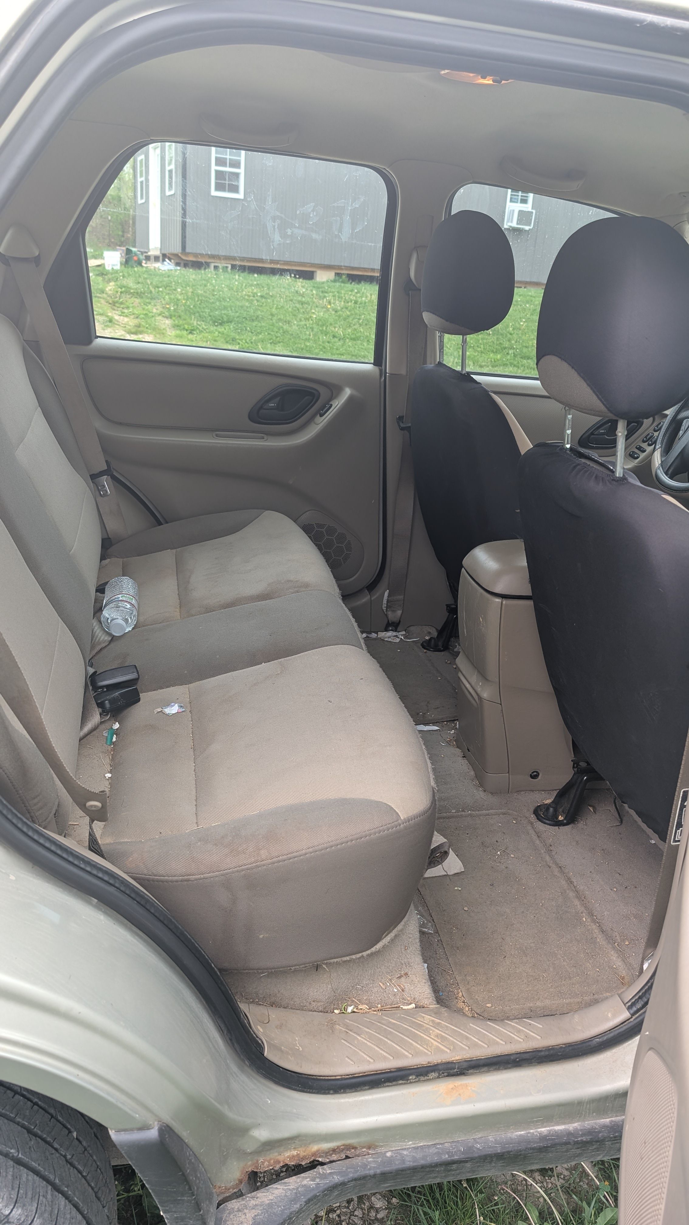 Used 2003 Ford Escape XLS AWD/4WD image 9