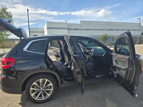 Used 2019 BMW X3 sDrive30i w/ Premium Package image 11