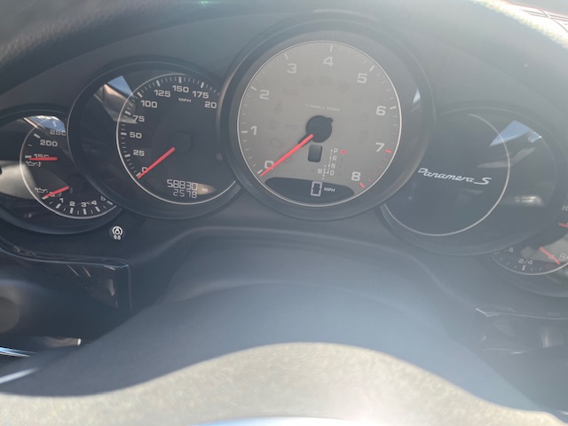 Used 2014 Porsche Panamera S RWD image 27