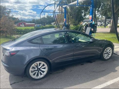 Used 2022 Tesla Model 3 Standard Range RWD image 10